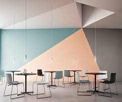 The saari collection is a seating system of chairs, armchairs, sofas and benches designed for restaurants, bars, hotels and lobbies. Kollektion Catifa 46 Arper Designermobel