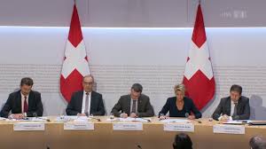 Apr 28, 2021 · bundesrat alain berset skizzierte an der medienkonferenz, unter welchen bedingungen die kantone ab sommer 2021 grossveranstaltungen bewilligen können, selbst wenn noch nicht klar ist, ob die. Europa Strategie Der Regierung Das War Die Medienkonferenz Des Bundesrates Im Liveticker News Srf