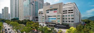 Ada banyak hotel yang telah didirikan di dekat queensbay mall, penang, misalnya apple 1 hotel, econtel queensbay, dan m qube hotel. Resurgence In Covid 19 Cases To Impact Retail Recovery