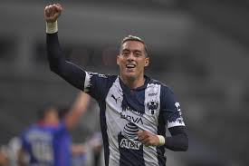 Con 1.90 metros de estatura, el originario de la ciudad de mendoza se ha convertido en un referente de área en los equipos en donde ha jugado, combinando el juego aéreo con su habilidad para definir con el balón en los pies. Rogelio Funes Mori Le Dio La Victoria A Monterrey Ante Cruz Azul Tyc Sports