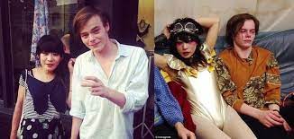 Heaton is a passionate football lover who cheers on arsenal f.c. Charlie Heaton S Family Girlfriend Kids Siblings Parents Bhw Charlie Heaton Son Celebrity Families The New Mutants