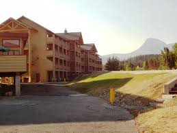 Great for families this property has good facilities for families. Glacier Cabins Picture Of St Mary Lodge Resort Saint Mary Tripadvisor