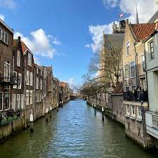 Niet alleen bewoners van zwijndrecht weten walburg in groten getale te vinden. Photos At Dordrecht Centrum 3 Tips From 1327 Visitors