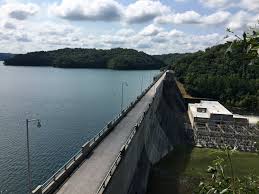 Dale hollow lake covers portions of clay, pickett, overton and fentress counties in tennessee and clinton and cumberland counties in kentucky. Nr 20 008 Dale Hollow Dam Road Closing For Machinery Upgrades Nashville District News Releases