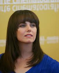 Thank you for reminding me about this scene. Mia Kirshner Brasil Home Facebook