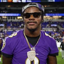 2 পাজ AMNnNG I'M PROUD TO BE A RAVEN'S FAN.. GIMME A YEAH IF YOU A REAL FAN  TOO