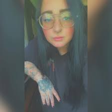 Who are recommended neo traditional tattoo artists for sleeve design?