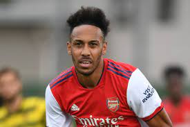 Juni 1989) er en franskfødt gabonsk fotballspiller som spiller for den engelske fotballklubben arsenal fc. No3ebhokfzq Mm