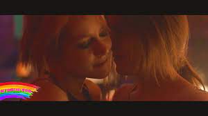 Riley Keough & Jena Malone - Lesbian Kiss (Lovesong) - YouTube