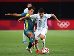 Informasi berita terbaru seputar tenis dan bulutangkis seperti profil pemain, hasil pertandingan, info turnamen dan lainnya. Hasil Sepak Bola Olimpiade Tokyo Kejutan Argentina Vs Australia 0 2 Bola Tempo Co