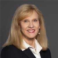 Elizabeth Rouse's Instagram, Twitter & Facebook