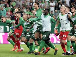 Ezzel már biztos, hogy a ferencváros főtáblás valamelyik kupában. Ferencvaros Advances To Champions League Qualification With Double Victory Hungary Today