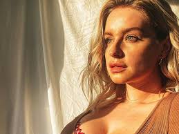 Former model falls victim to disturbing e-whoring trend online - 9Honey