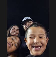 Who can make custom cakes for Rollie Pollie Ollie and Bluey themes?