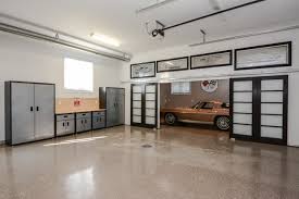 Form und funktion in perfekter harmonie. Custom Garage Modern Garage Toronto Von Designing Durham Houzz