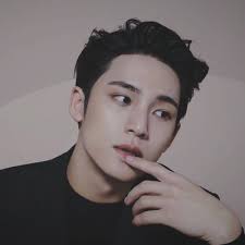 A. Milo (@pcisonovs)