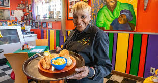 A lunch plate that has simplicity & nutrition written all over it with bits of … Guide To Memphis Soul Food Memphis Travel