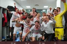 Setelah absen selama 7 tahun, ac milan memastikan diri lolos ke liga champions lagi. Ibseza Hv0hem