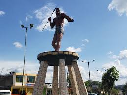 El monumento exalta la manifestación en el país y a las víctimas en medio del paro nacional. Homenaje A Cacique Jumandy Uno De Los Actos Culturales Por Tena Intercultural Noticias El Universo