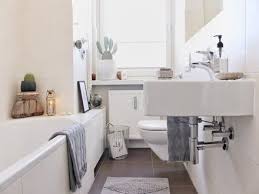 Pin Von Claire Auf Small Bathroom Kleines Bad Gestalten Kleines Bad Mit Dusche Kleine Bader