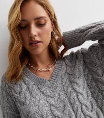 Women V-neck Cable Knit Jumper