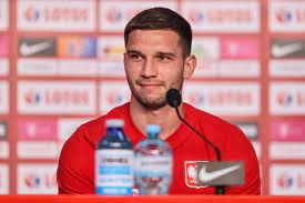 Born 28 december 1992) is a polish professional footballer who plays as a striker for the polish ekstraklasa club piast gliwice. Kim Jest Jakub Swierczok Sylwetka Napastnika Reprezentacji Polski Klub Zona Rodzina Super Express