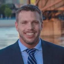 Military PCS Moves: Top Veteran Real Estate Agents in Kentucky