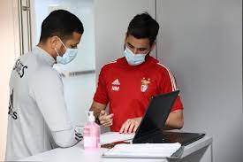 12 13 14 neles, joão pregava pela contrição e pelo arrependimento para remissão dos pecados e encorajava as esmolas para os pobres (como em lucas 3:11) conforme ele ia batizando as pessoas na região do rio jordão, próximo da pereia, por volta do início do. Daniel Dos Anjos Is Back Sl Benfica