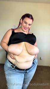 Free Mobile Porn - Chubby Milf Strip Show Her Big Boobs Webcam - 5583205 -  IcePorn.com