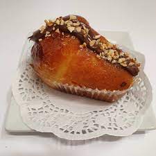 Baba con panna e nutella. Baba Nutella E Granella Di Nocciole Bar Pasticceria Palazzo