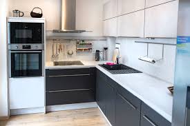 Fur Eine Neu Gebaute Eigentumswohnung Im Saarlandischen Merzig Durften Wir Die Passende Kuche Planen Dabei Sollte Alles Kuche Kaufen Kuche Kuche Planen