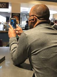 Visit /r/creepshots for the real daily creep shots! This Guy At The Airport Taking Pictures Of Young Girls In Yoga Pants Cringepics