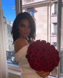 We don't entirely understand the message here, but we're supportive as heck. Kendall Jenner Instagram Profile Picture