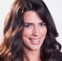 Mariam Valencia's Instagram, Twitter & Facebook