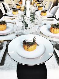 They don't require a pricey new set of china, instead these are small, but significant ideas to update. Modern Thanksgiving Table Thanksgiving Decor Inspiration Simplified Beesimplified Bee