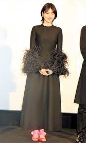 長澤まさみ 映画 キングダム ワールドプレミア 素敵な女優ダイアリー 長澤まさみ スタイル ドレス 黒 まさみ