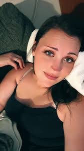 Nicole Newbold's Instagram, Twitter & Facebook