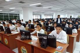 Demikianlah mengenai persyaratan pendaftaran tes cpns 2021/2022 atau yang lebih tepatnya pendaftaran cpns tahun 2021/2022 online juga persyaratan lengkap, selanjutnya buka web sscn. Bkn Perbarui Syarat Tes Cpns 2021 Kabar24 Bisnis Com