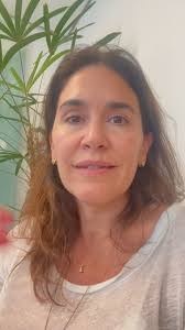 ClauSCRibeiro (@clauscribeiro) • Instagram photos and videos