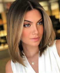 Стильные стрижки женские на средние волосы — 48 фото