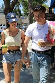 Yungblud, halsey & travis barker. Halsey And Boyfriend Yungblud Out In Studio City 15 Gotceleb
