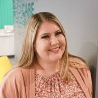 Courtney Dalton's Instagram, Twitter & Facebook