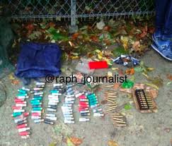 Toutefois, la police italienne a pu intervenir assez vite pour neutraliser l'engin explosif, présent sur une voiture. Evacuation Du Pourtour De L Arc De Triomphe A Paris Pour Alerte A La Bombe Tunisie