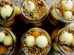 A Little Bit Of Heaven On A Plate Crunchy Spicy Pickled Onions Recipe Onion Recipes Spicy Pickled Onions Bistro Food