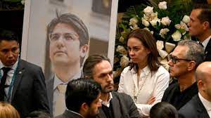 Muerte Miguel Uribe: esposa María Claudia Tarazona habla durante velación  en Congreso