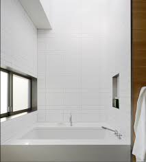 Stacked Large White Glass Subway Tile In Shower Modern Clean Bathroom Tile Https Www Subw White Subway Tile Bathroom Bathroom Interior Design Bathtub Tile
