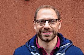 Kreis Konstanz: Corona-Virus in der Region: Hamsterkäufe und leere  Supermarkt-Regale. Ein Arzt warnt vor Panik