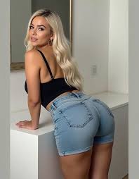 lora:FutaDoggyFuck-v2:0.7> futa doggystyle, (huge penis:1.1 - SeaArt AI