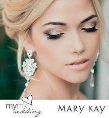 Think About It There S Not One Brand That You Immediately Think Of When You Say Bridal Makeup Schminke Fur Die Hochzeit Make Up Braut Brautmakeup