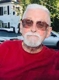 Scott Cabral's Instagram, Twitter & Facebook